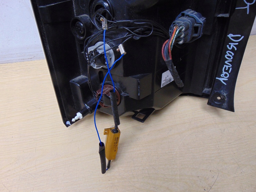 фото №13, Лампа права задня land rover discovery iii iv europa