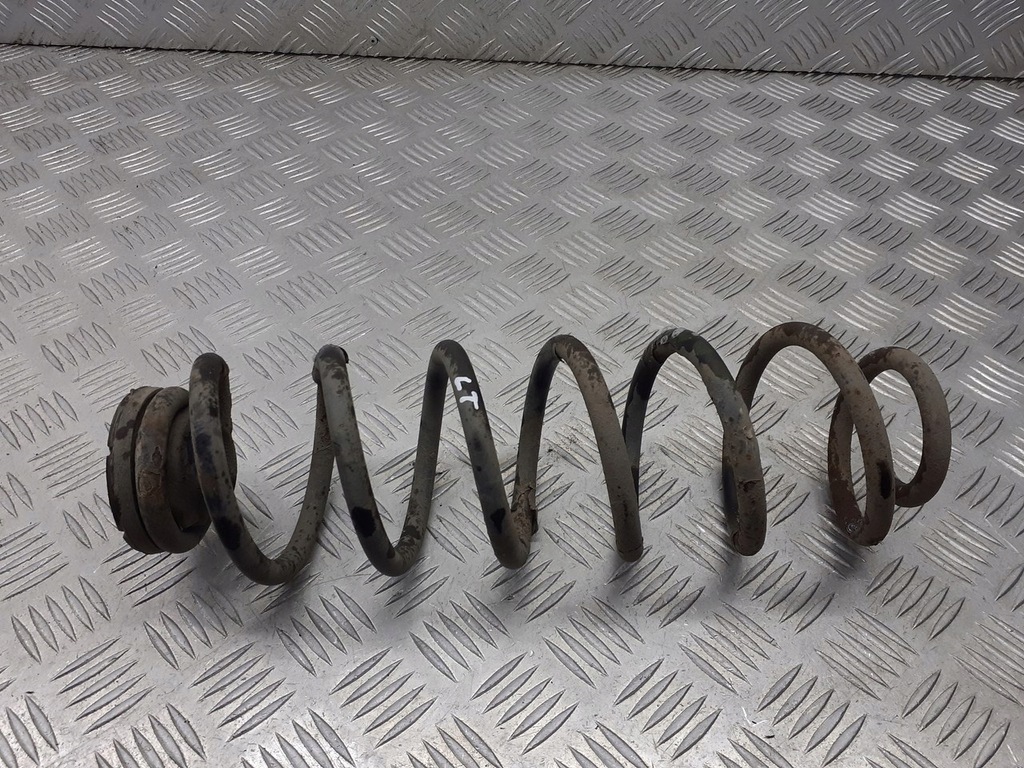 фото №1, Пружина задняя audi a3 8l 1.6