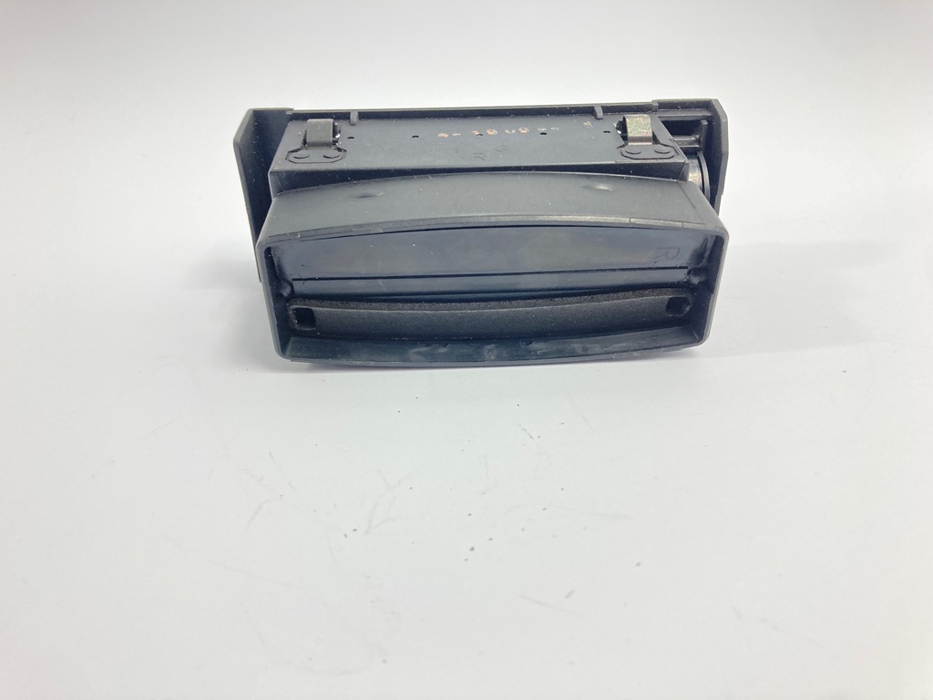 фото №7, Решітка обдув повітропровід права пасажира w панель консоль mercedes w124 124