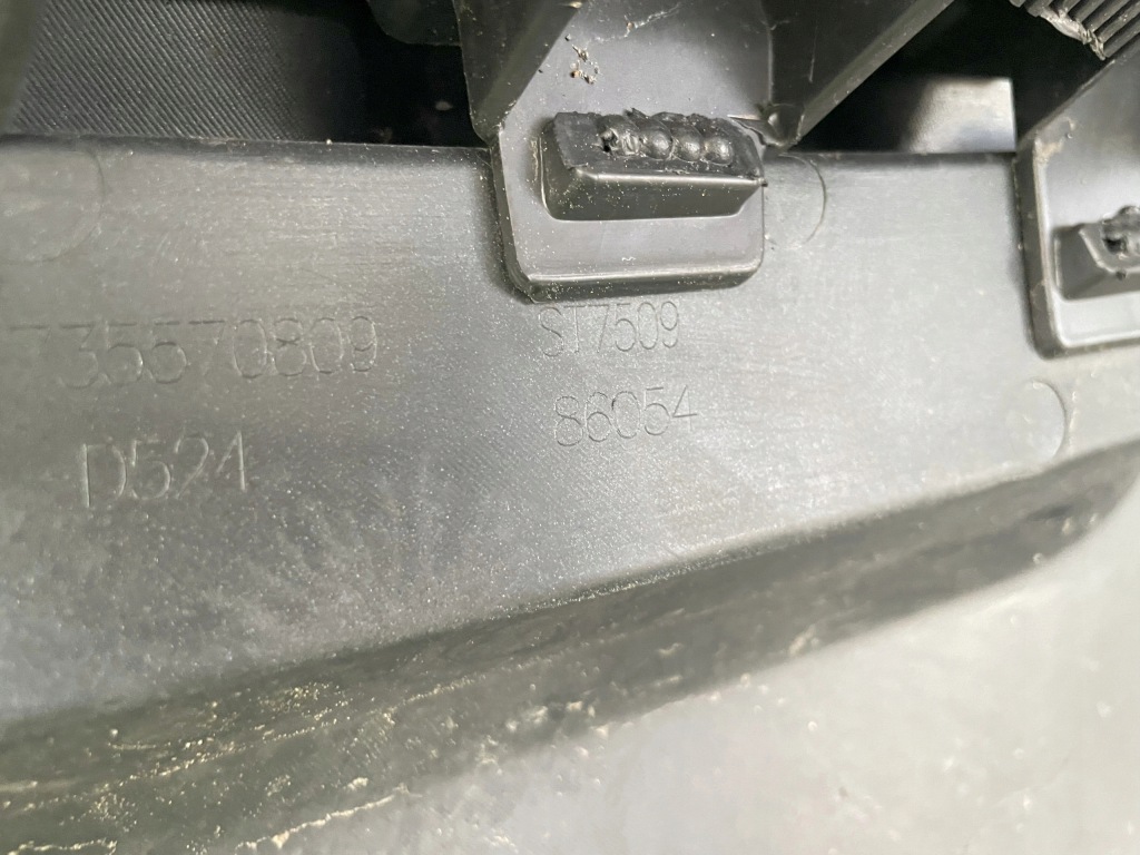 Fiat 500l trekking бампер перед 735570809 Цена