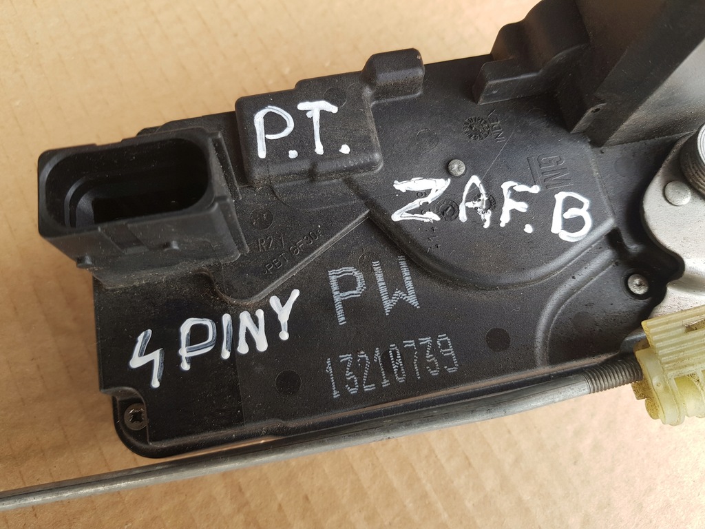 фото №10, Замок двері правий задня opel zafira b astra h 13210739 pw 4 pin справний