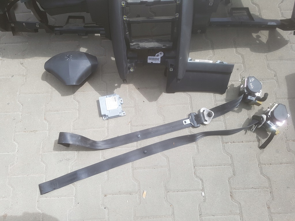 фото №4, Peugeot 407 coupe панель приладів консоль ремені подушки безпеки