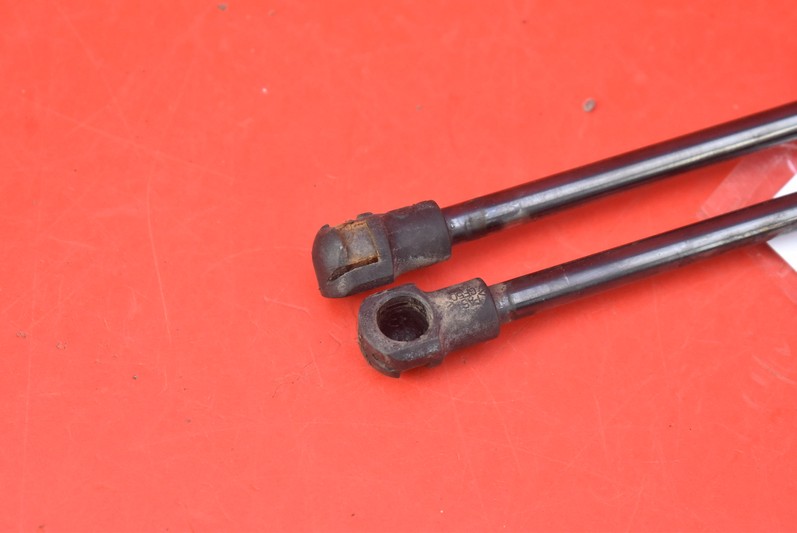 фото №5, Привід амортизатори кришки 95472696 chevrolet cruze 5d hb lift 08-16