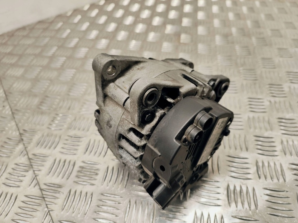 Peugeot 308 2015 генератор с Разборки