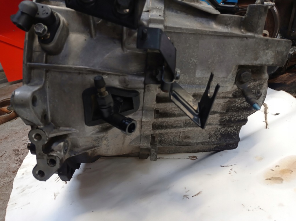 фото №7, Коробка передач передач volvo v40 1.9 di dci 1023625