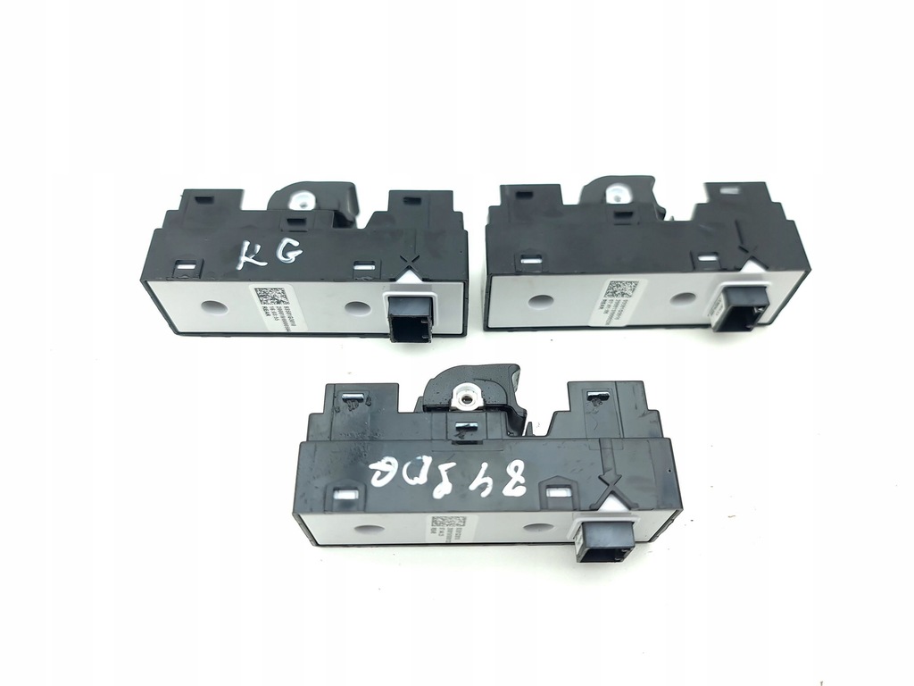 фото №8, Hyundai i30 2023 комплект кнопки окон