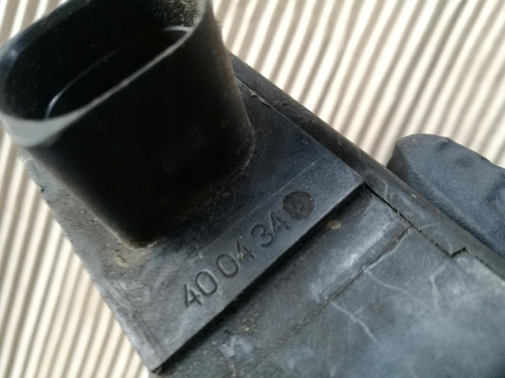 фото №7, Клапан електромагнітний вакууму audi vw