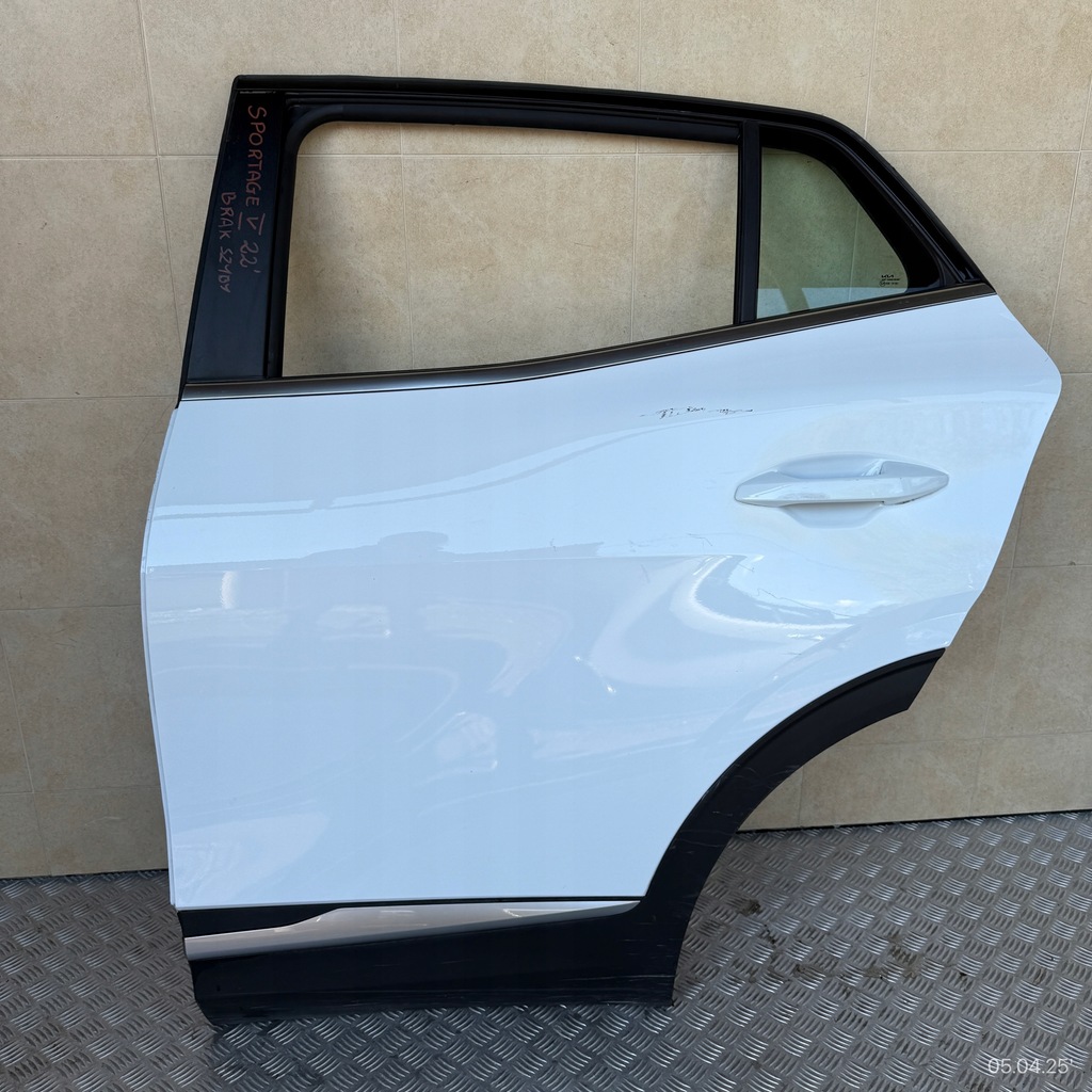 фото №1, Двері повний задні ліва kia sportage v 2022 rok відсутній скло