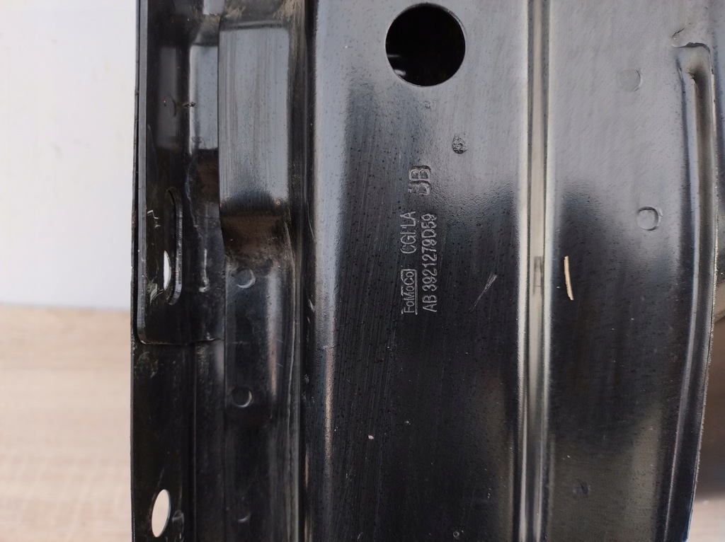 фото №7, Ford ranger 13-21 rok ліва чверть обшивка задня