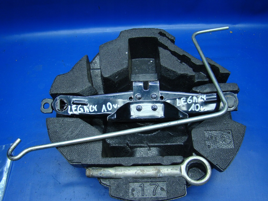 фото №1, Домкрат подъемник do kół вкладыш колеса legacy v 10r