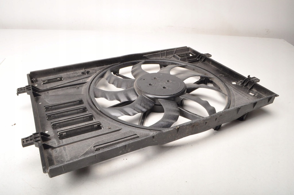 фото №7, Skoda kamiq 1.0i вентилятор радіатора 2q0121207j 2q0121203n 2022r