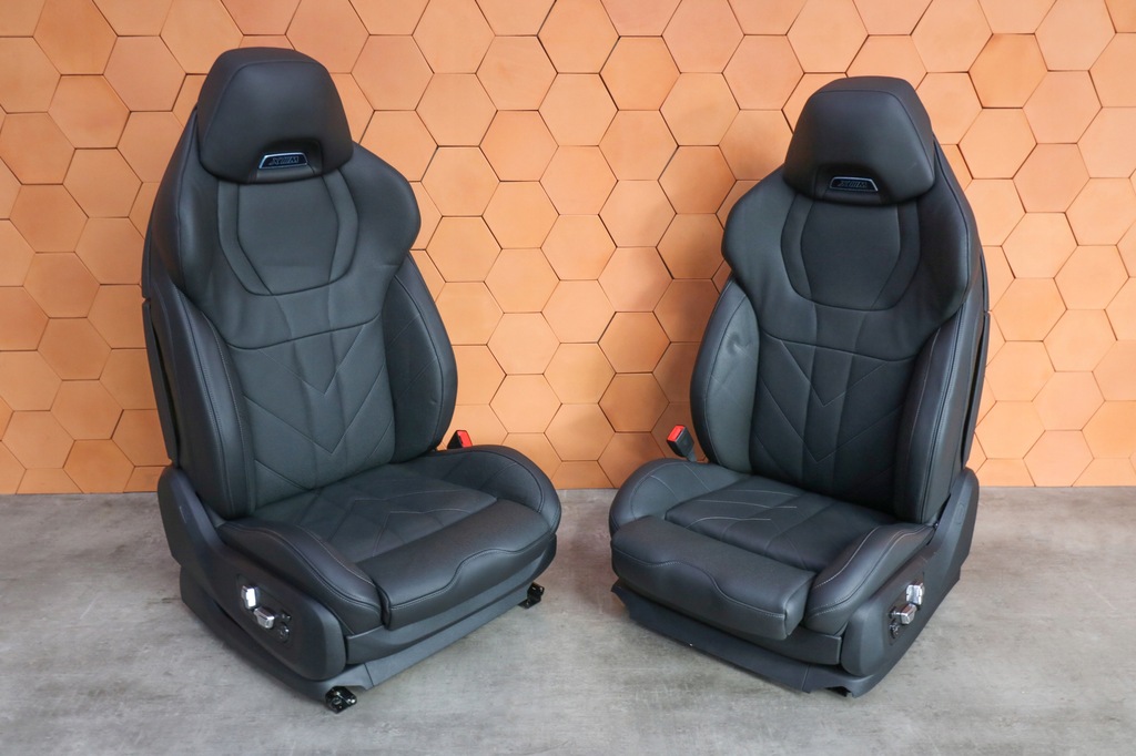 фото №14, Bmw xm x8 g09 салон сиденья заднее сиденье обшивки individual вентиляция массаж