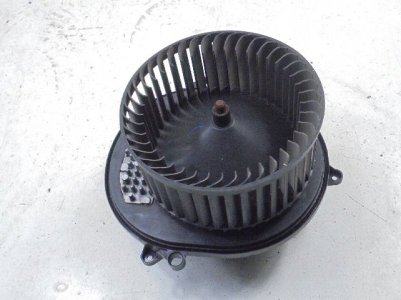 фото №1, Bmw 1 f20 f21 вентилятор повітродувка 9319919-01