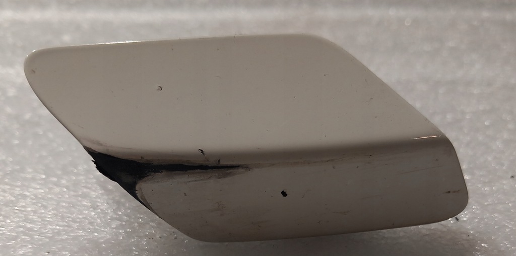 фото №1, Заглушка бампера перед bmw i3 51117462289