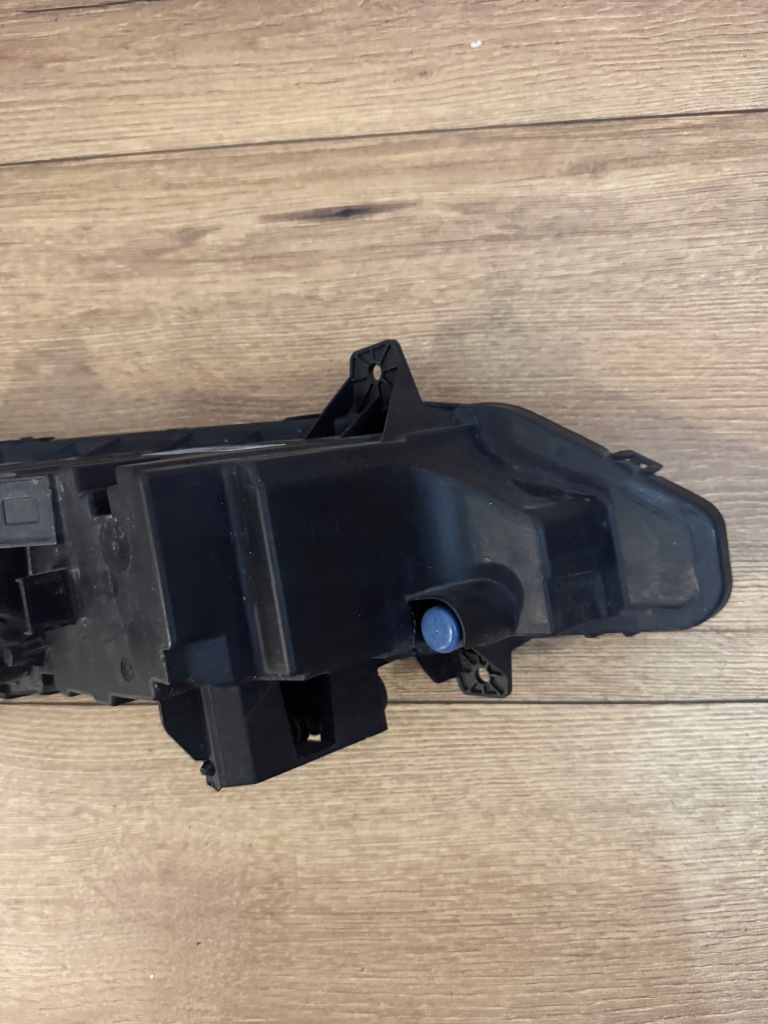 Протитуманна фара протитуманний лівий led 5e3941699a skoda octavia iv rs Недорого