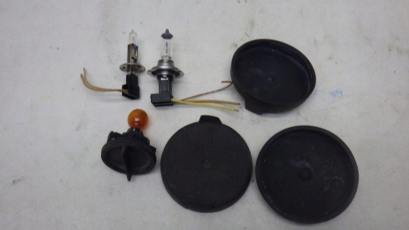 фото №2, Цоколь лампочка защита лампы правый перед renault clio iv