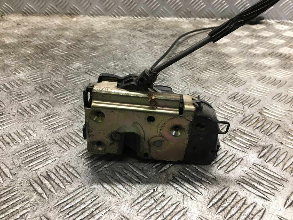 фото №4, Scenic ii замок левый задняя 4 pin