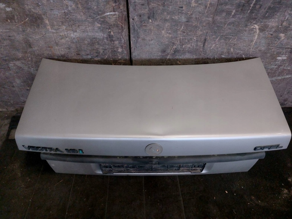 фото №8, Kompletny задняя opel vectra a e137 крышка багажника бампер лампы