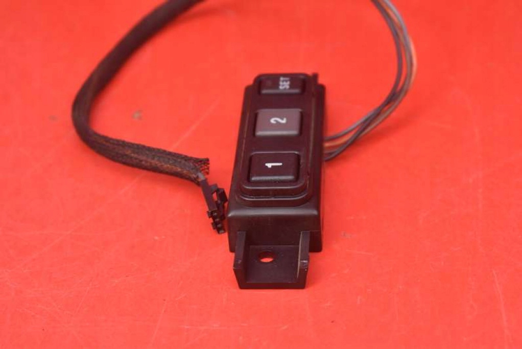 фото №6, Кнопки пам'яті сидіння водія 56042291ab jeep grand cherokee 2 ii wj