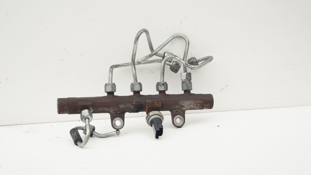 фото №1, Молдинг впрыскная renault clio megane modus