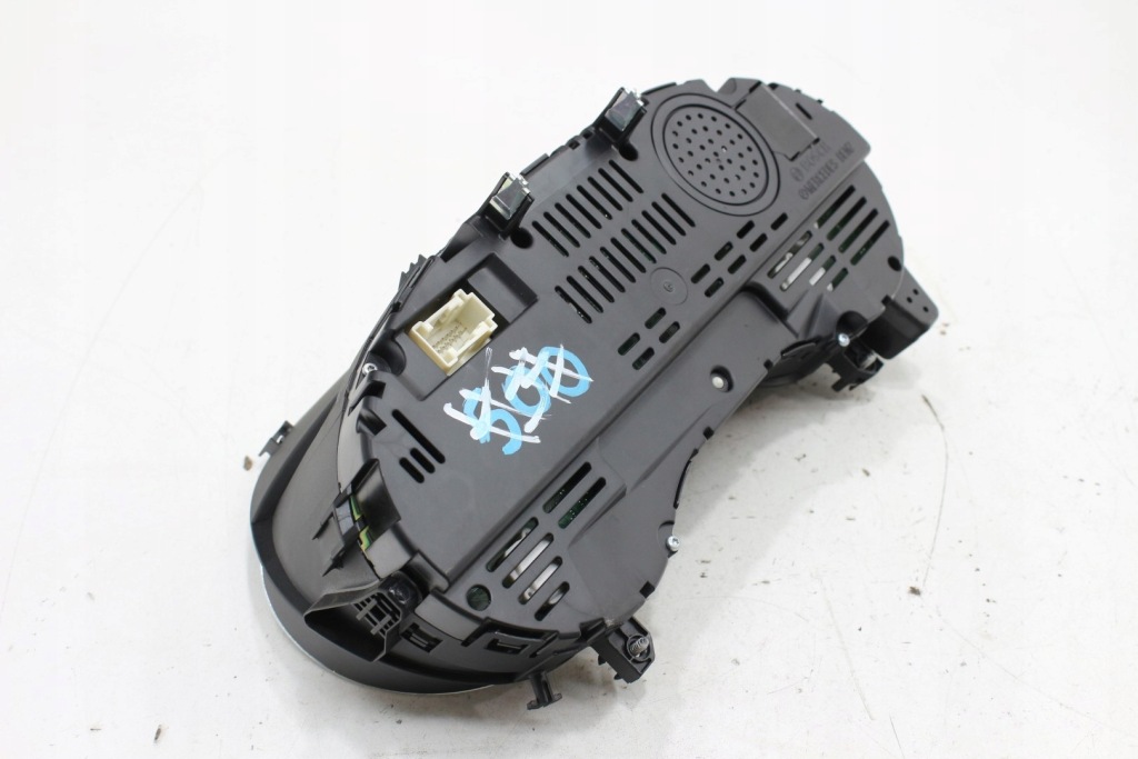 Лічильник прилади a1569002202 0263698136 mercedes cla w117 w156 Зі Шроту