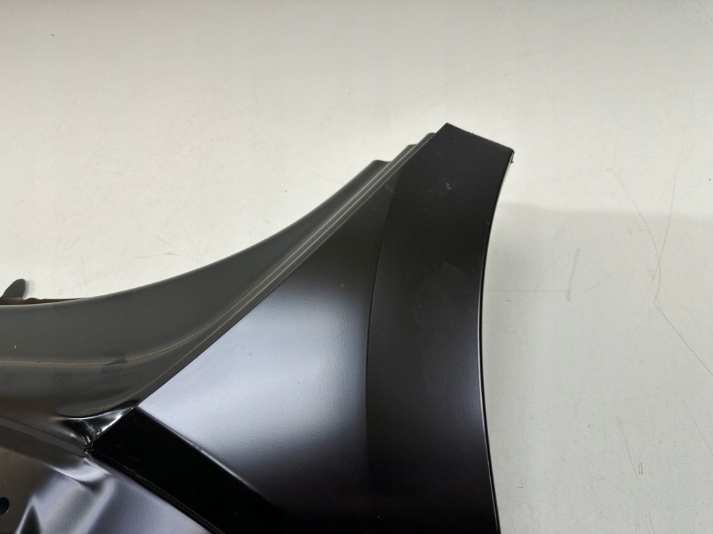 Левое  порог обшивка vw id3 born в Украине