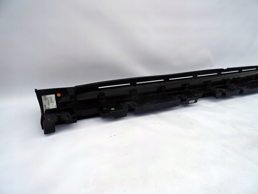 фото №5, Mercedes w167 gle suv молдинг порог правая