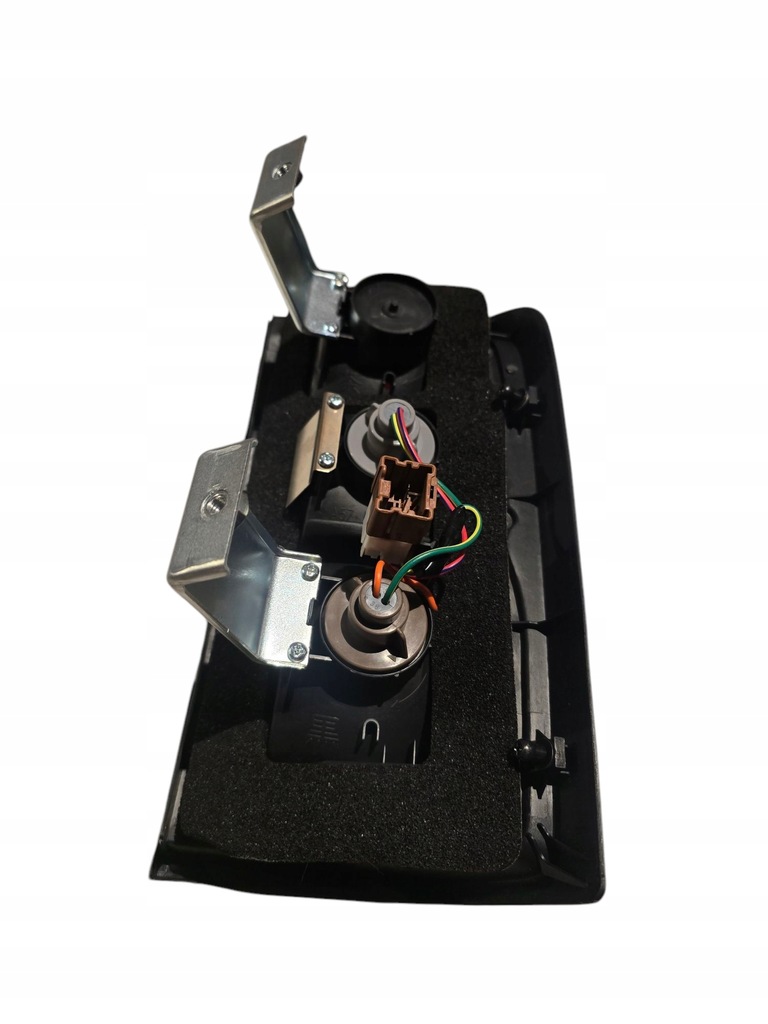 фото №7, Лампа левая задняя nissan patrol gr y61 1997- 2016