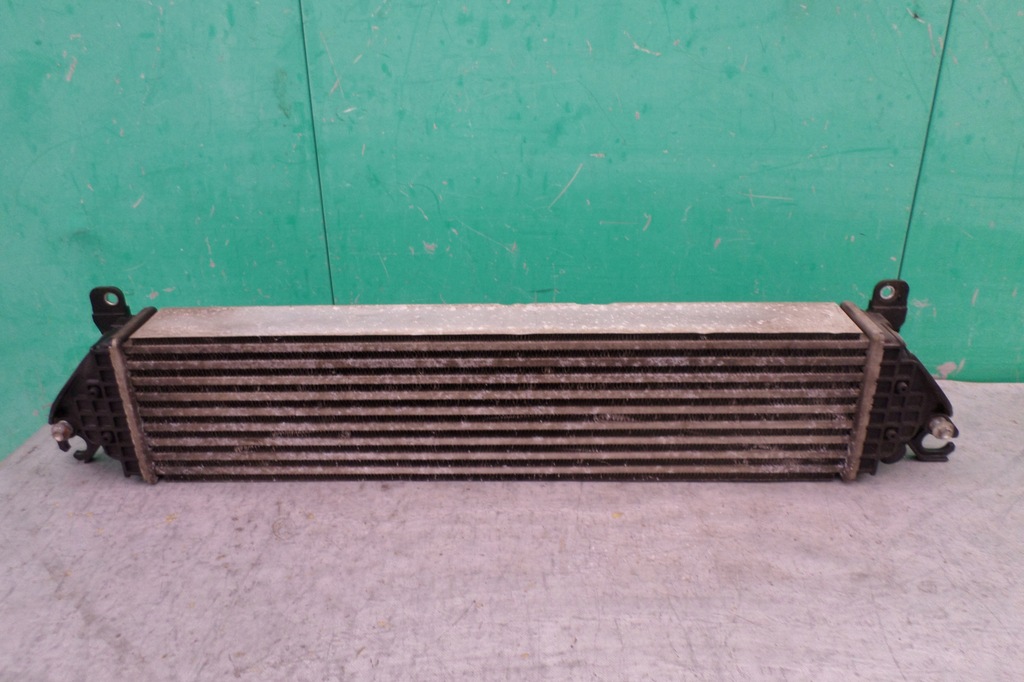 фото №1, Mazda 2.2 интеркулер радиатор воздуха