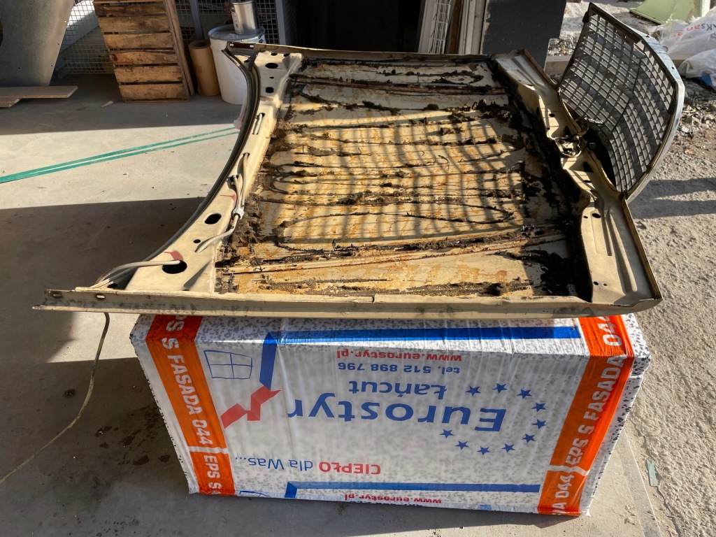 Капот mercedes w123 циліндр замка запалювання без  іржа Недорого