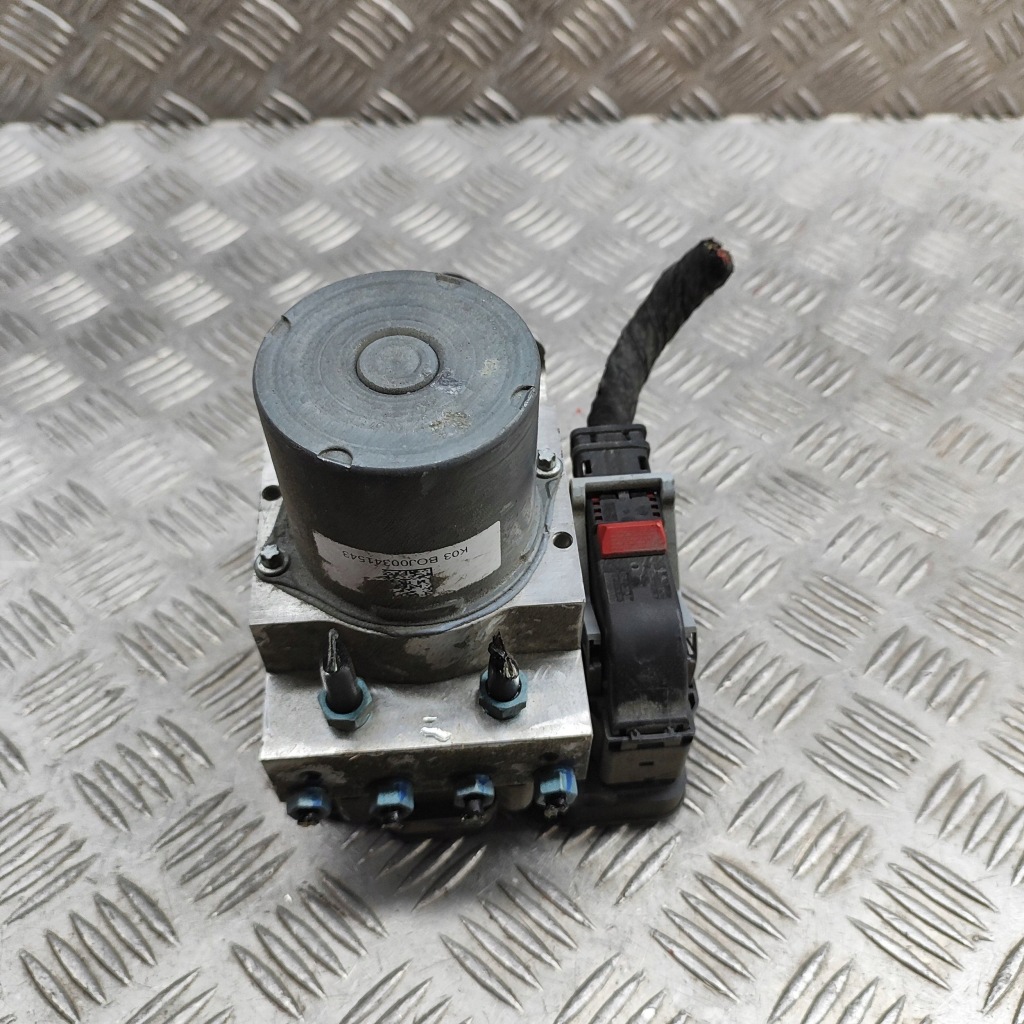 фото №3, Audi q7 4m 2017 насос abs