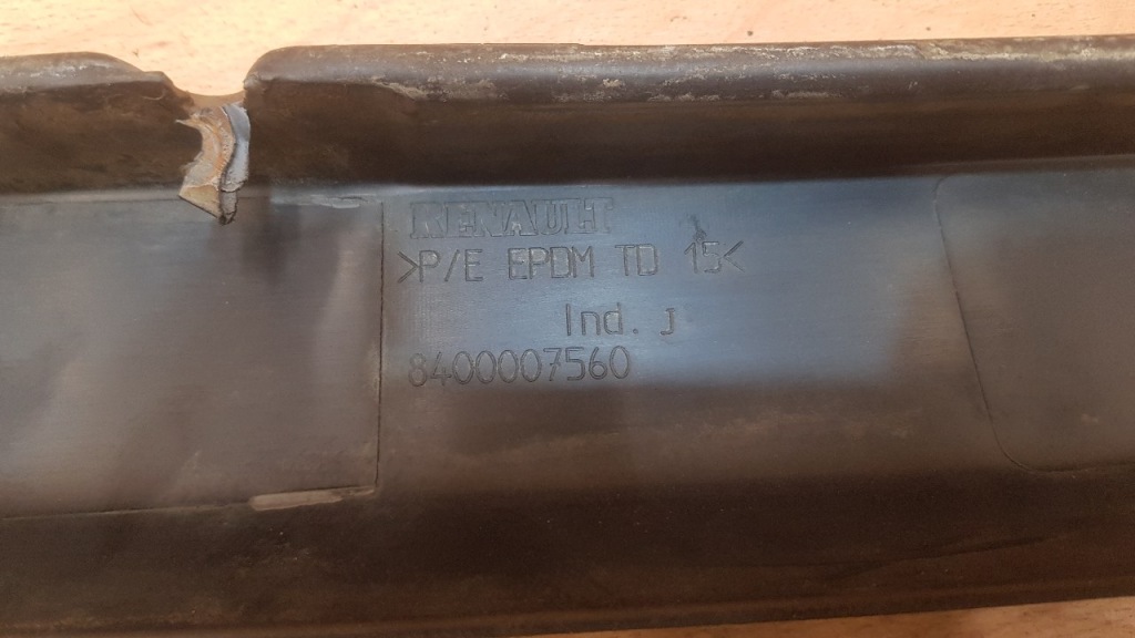 фото №3, Молдинг кришки багажника renault laguna ii kombi