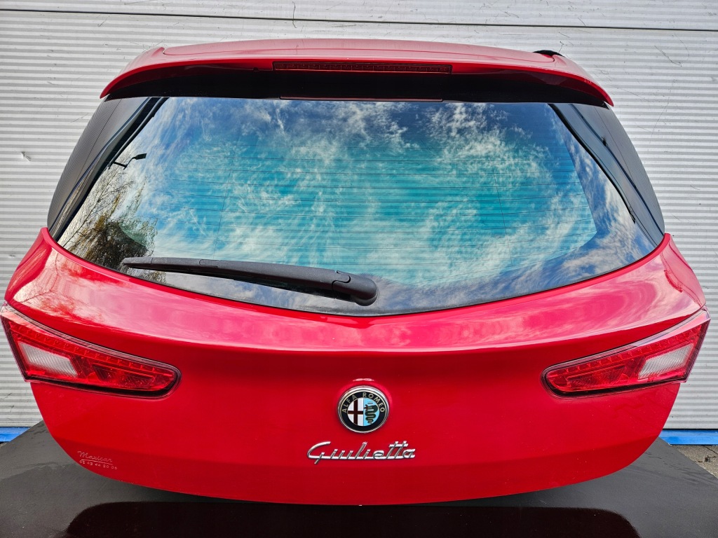 фото №1, Alfa romeo giulietta кришка багажника багажника 289