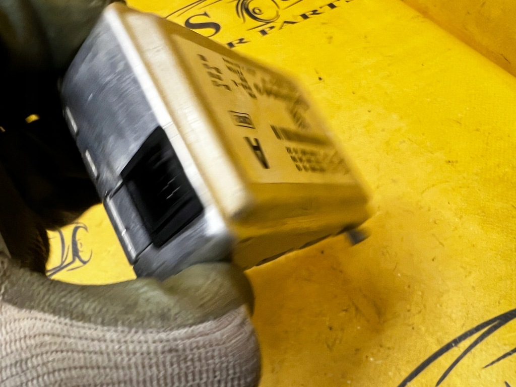 фото №4, Камера скло перед асистент поперечина радар mercedes gls x166