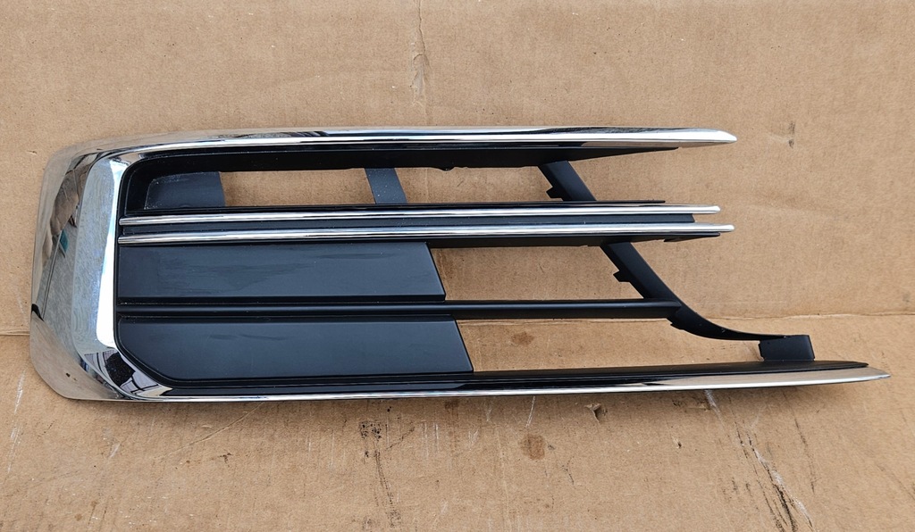 фото №6, Audi a8 d5 4n0 17-21 решётка бампера левая правая