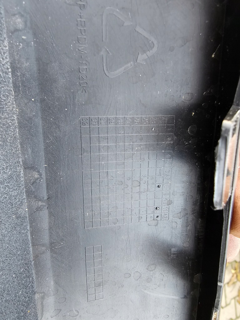 фото №10, Бампер спойлер dół бампера polestar iv 4 2023 - задня задній