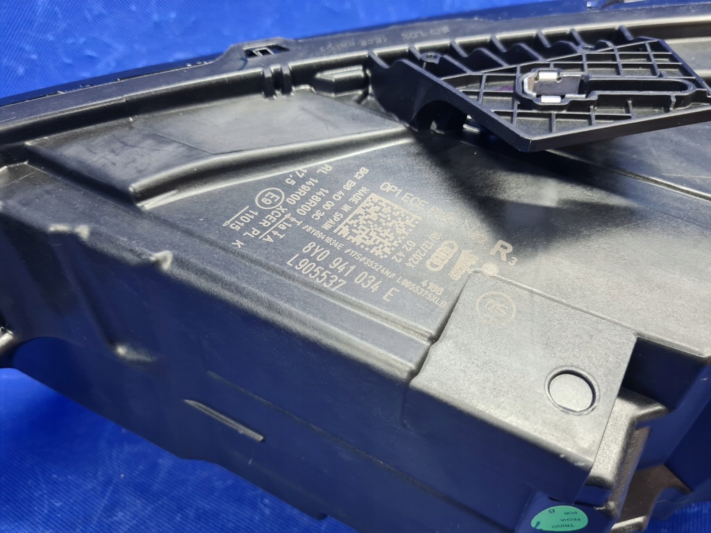 фото №11, Лампа full led matrix передняя правая audi a3 s3 8y правый перед 8y0941034e