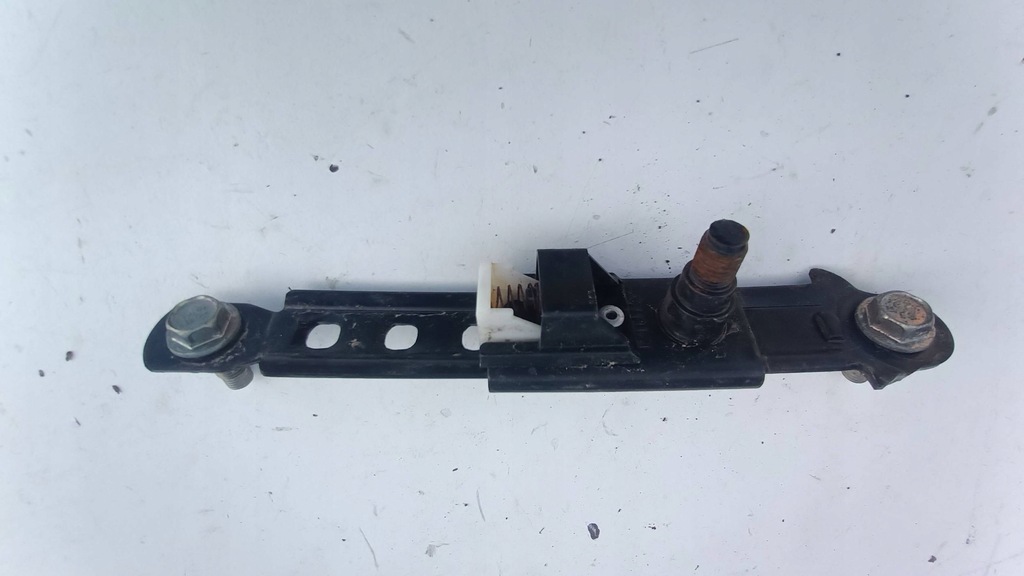 фото №1, Ползунок регулятор направляющая поперечина nissan qashqai ii j11