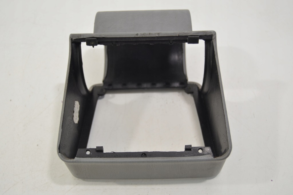 Захист корпус тунель задній обдув підлокітник mercedes w140 1406800150 в Україні