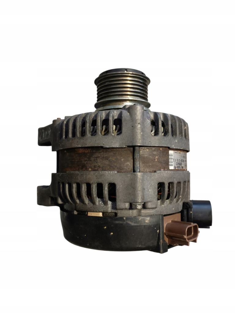 Генератор ford focus mk2 1.6tdci volvo оригинальный номер 30795422 в Украине