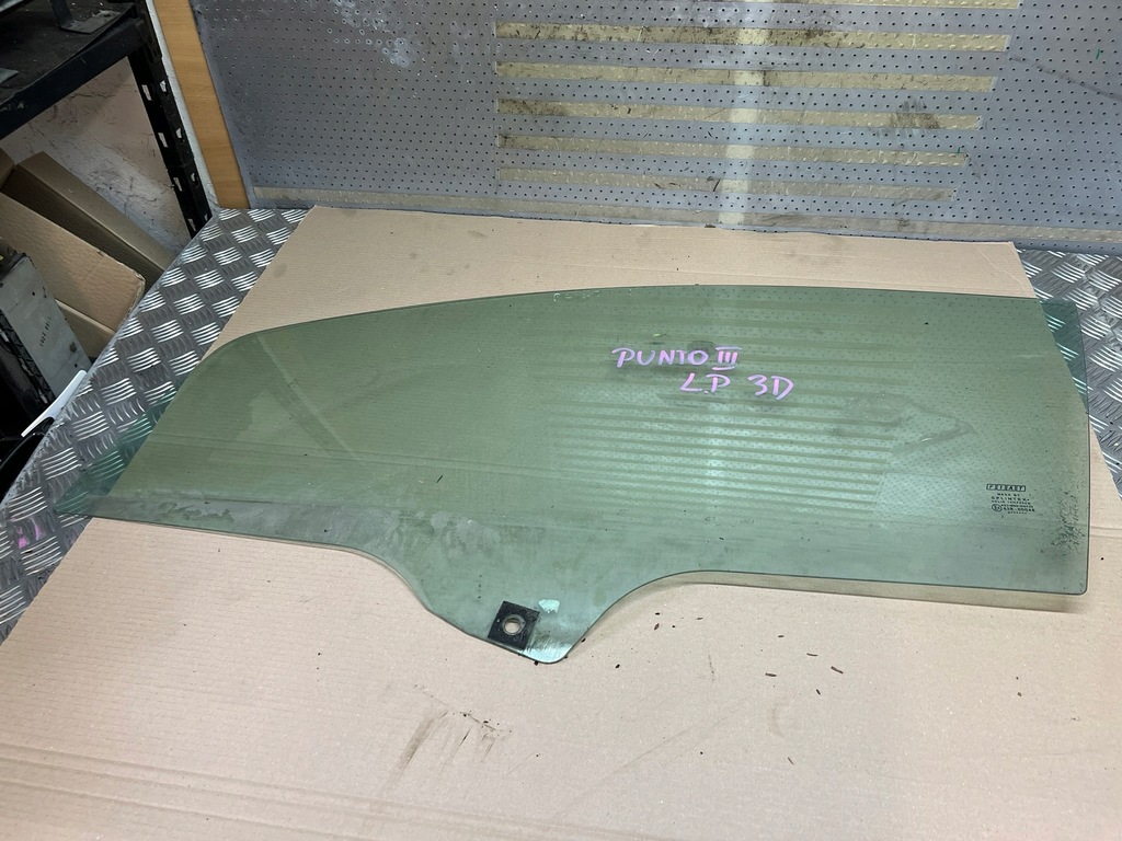 фото №1, Fiat grande punto iii 3d 05-10 стекло дверь перед левая