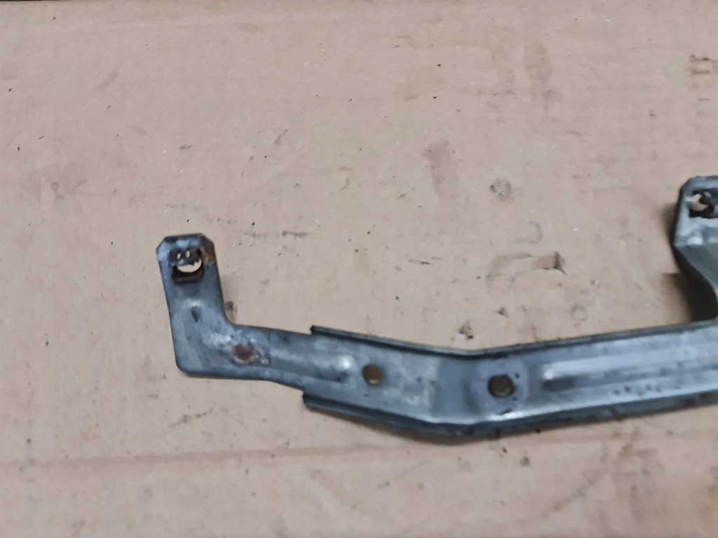 фото №6, Кронштейн верхньої захист audi a8 d2 4.2 077103948