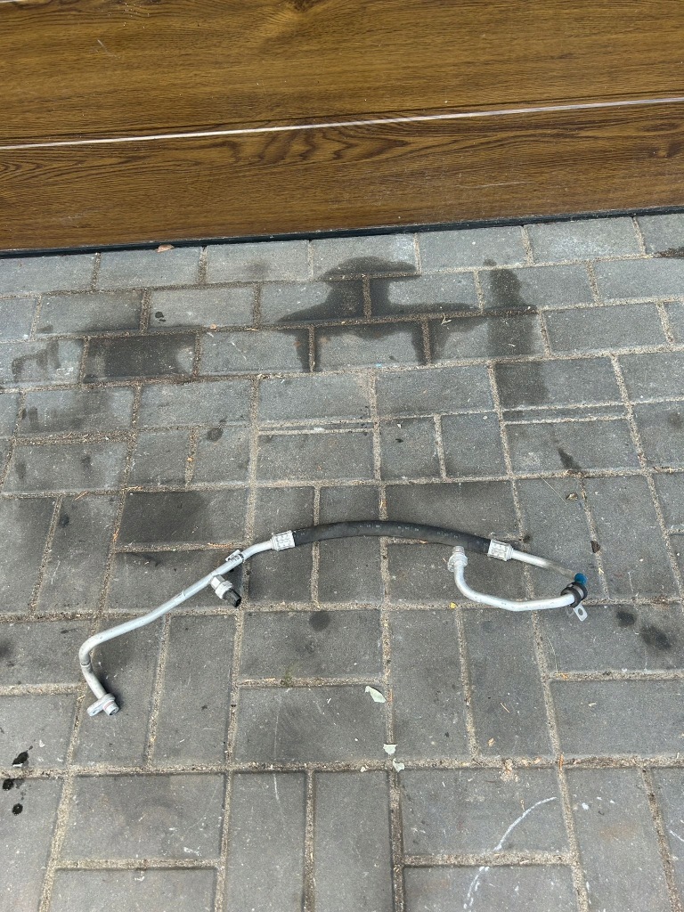 фото №2, Renault master iii 2.3dci трубка wąż кондиционера 924904471r