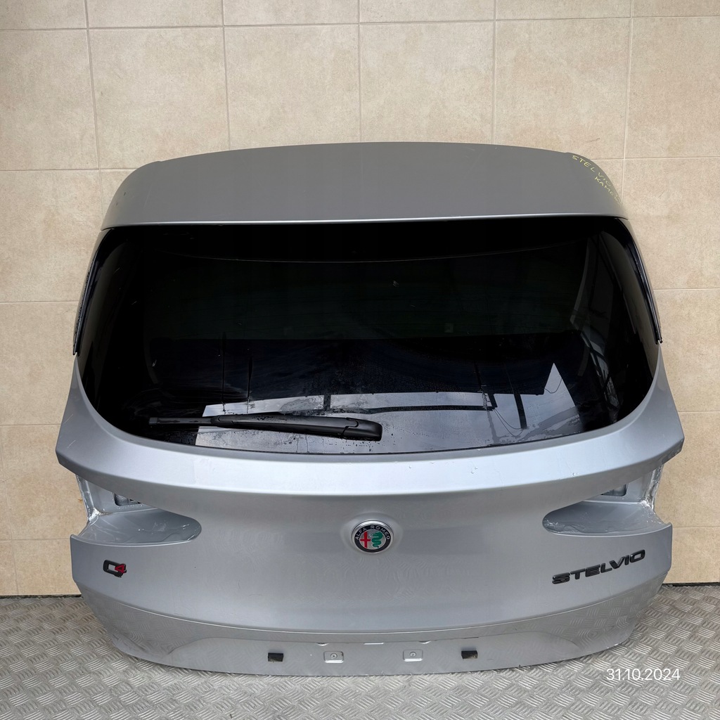 фото №1, Кришка багажника задня alfa romeo stelvio 2017 rok камера