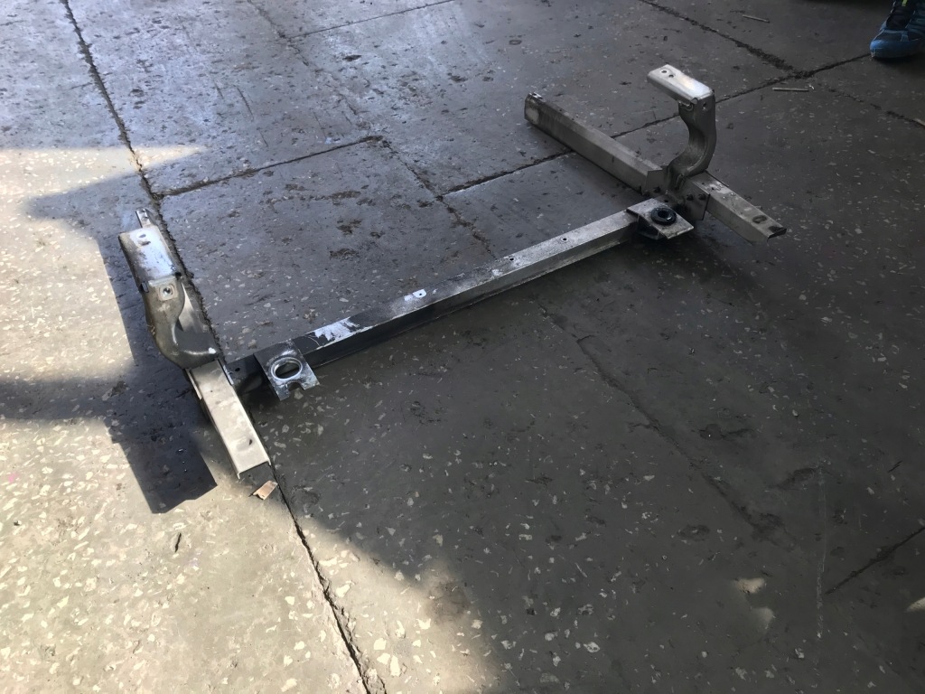 фото №5, Mercedes a klasa w176 балка алюмінієва основа pod радіатор кронштейн kpl