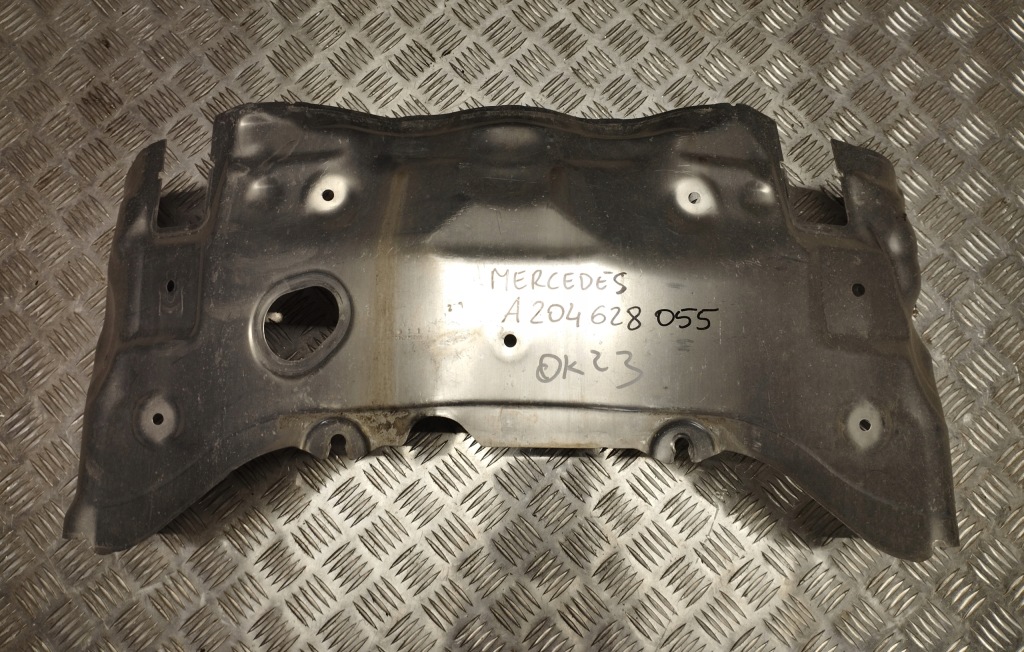 фото №1, Mercedes w204 защита тепловая a204628055