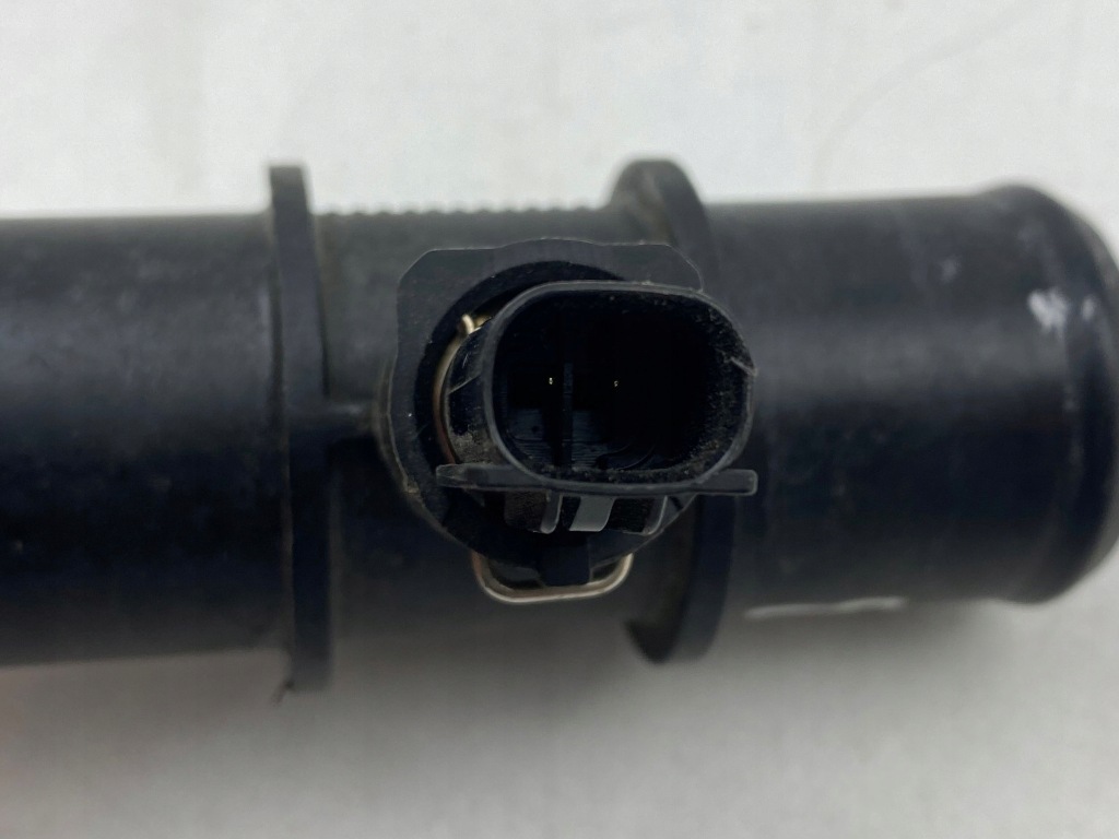 фото №5, 2023 toyota prius xw60 слив люк