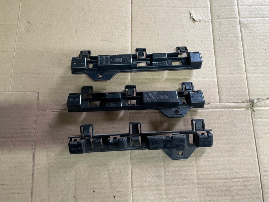 фото №1, Направляющая кронштейн порог правый перед bmw 3 f30 f31 lift 7240874