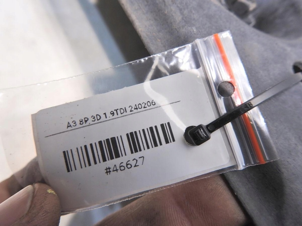 фото №7, Захист підвіска ліва audi a3 8p 3d 1k0825211e