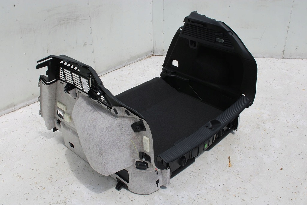 фото №12, Audi q2 обшивка килимок оббивка багажника 81a861529 81a863879 81a863880 бічний